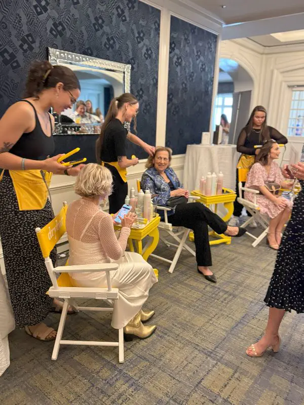 St. Louis Drybar Team